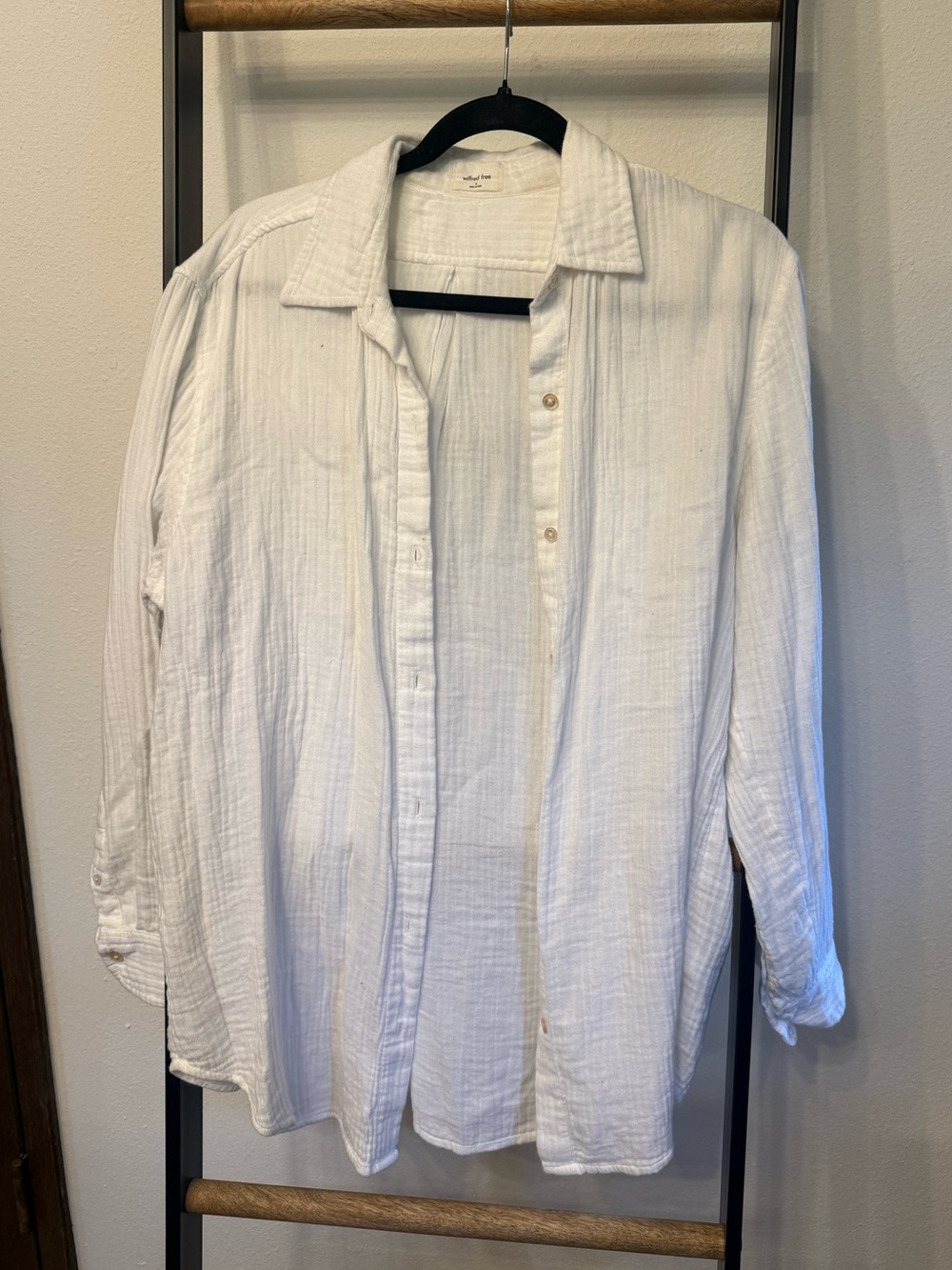 Wilfred White Lightweight Casual Button-Down Shirt
